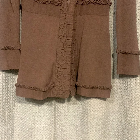 Really cute long sweater, cardigan or tunic, wear open or buttoned, size small🍁 - Picture 4 of 4